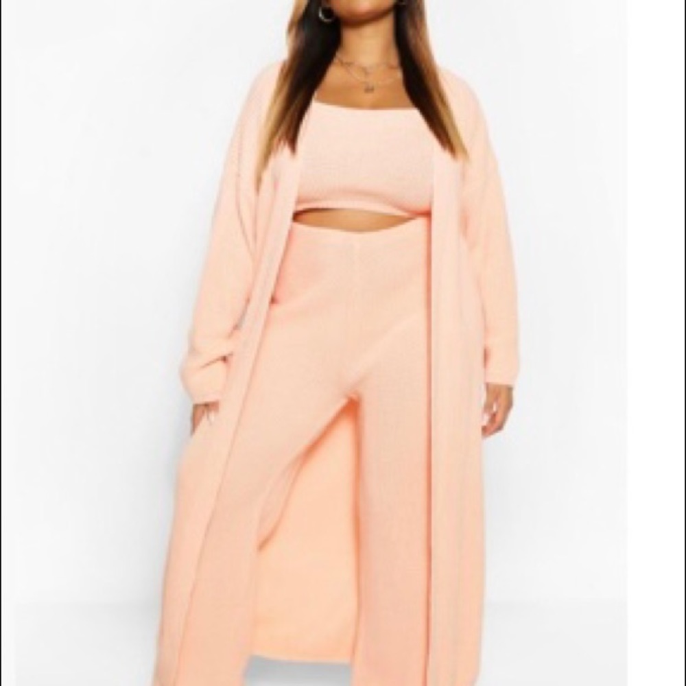 Long sleeve cable knit long cuddly sweater